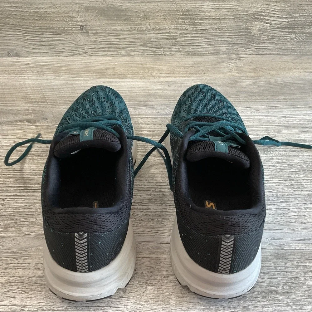 Brooks Launch 6 Womens Dark Green Running Shoes Sneakers 1202851B033 Size 9 B